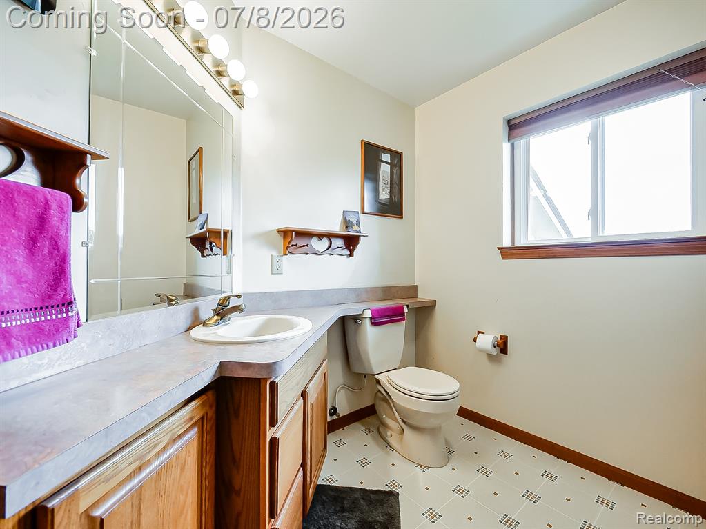 6398 High Valley Drive, White Lake, MI 48383 — Photo 14