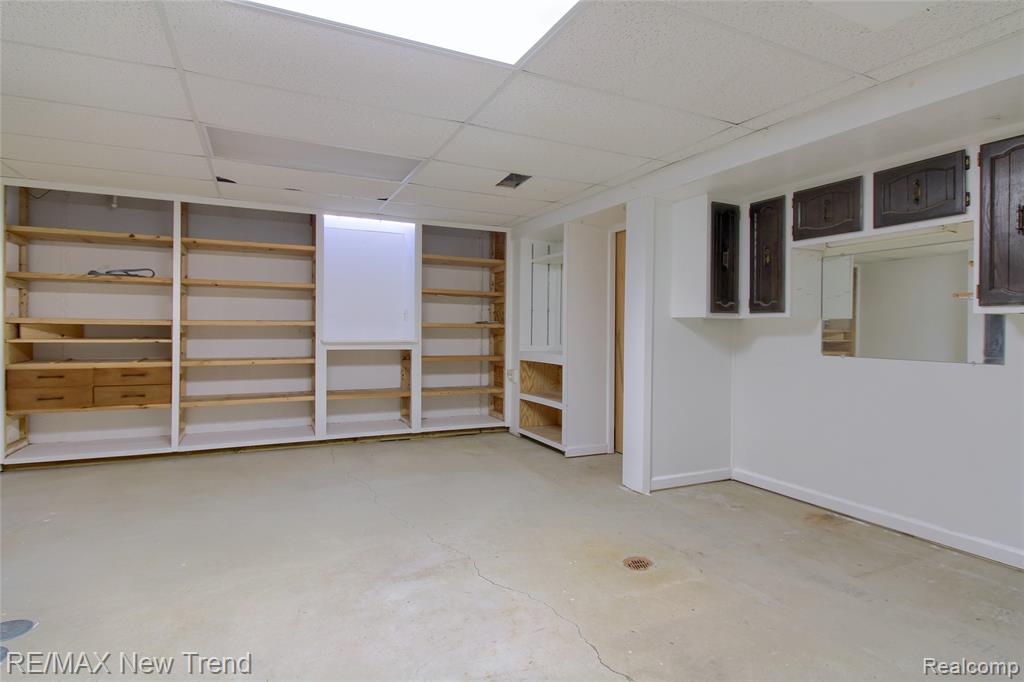 5794 Willow Creek Drive, Canton, MI 48187 — Photo 32