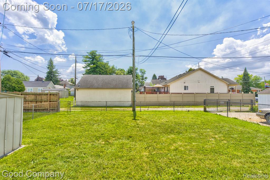 631 Saint Johns Street, Wyandotte, MI 48192 — Photo 24