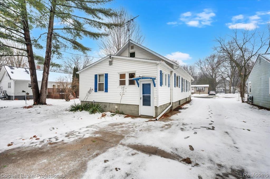 205 Ferry Street, Corunna, MI 48817 — Photo 23