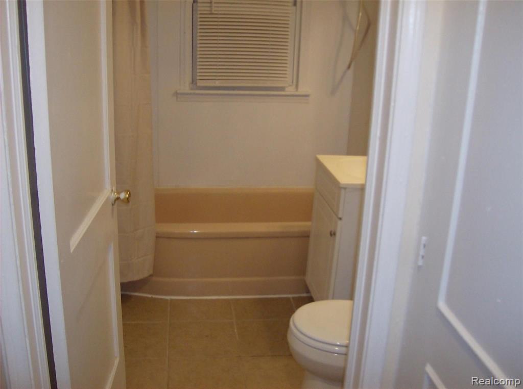 10641 TROY Street, Oak Park, MI, 48237