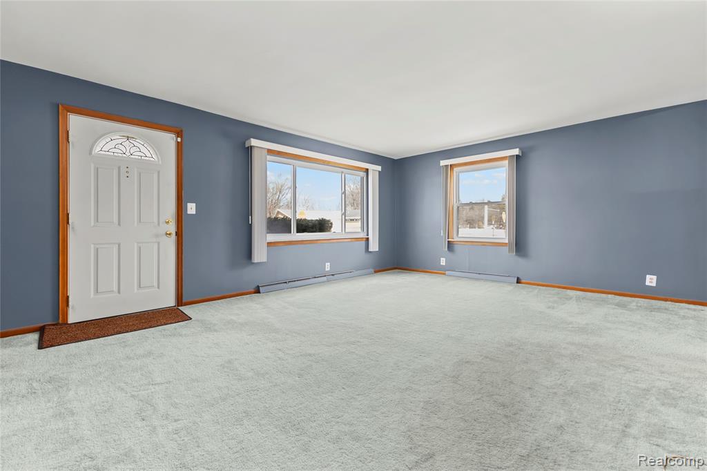 684 Greylock Street, Belleville, MI 48111 — Photo 14