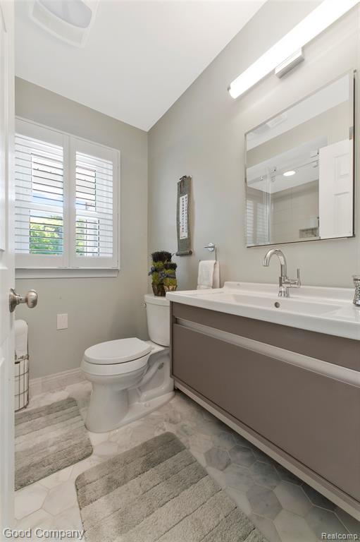 4230 Orchard Way, Bloomfield Hills, MI 48301 — Photo 32
