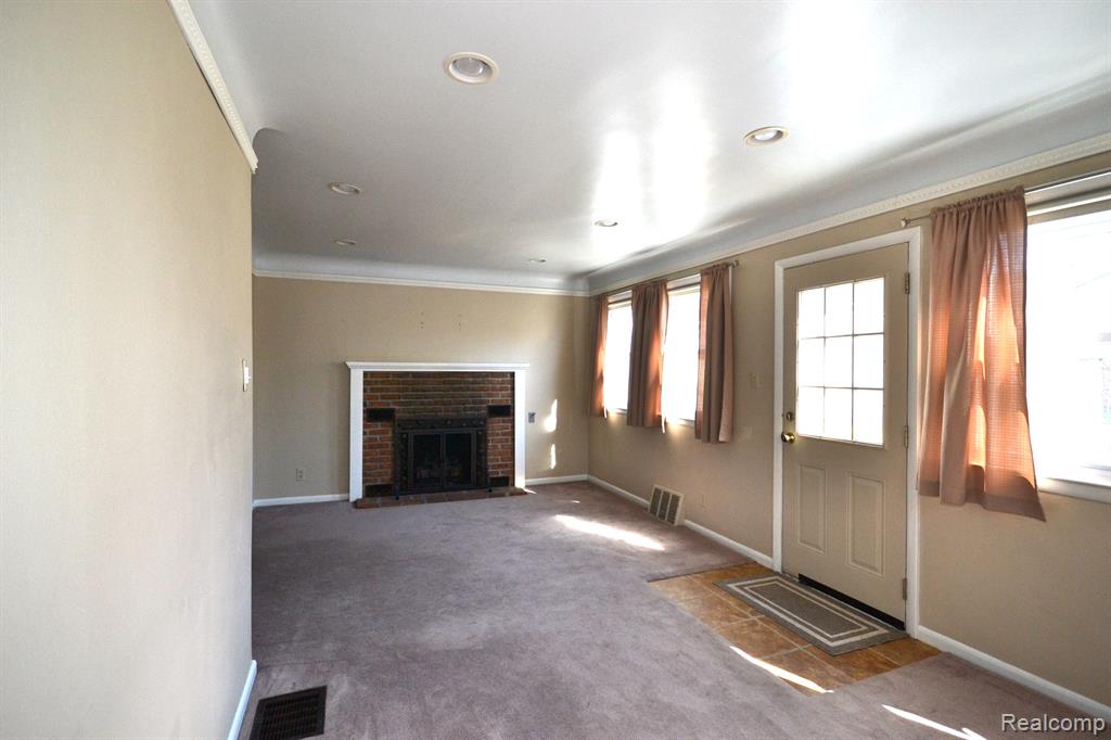 4082 ROYAL Avenue, Berkley, MI 48072 — Photo 8