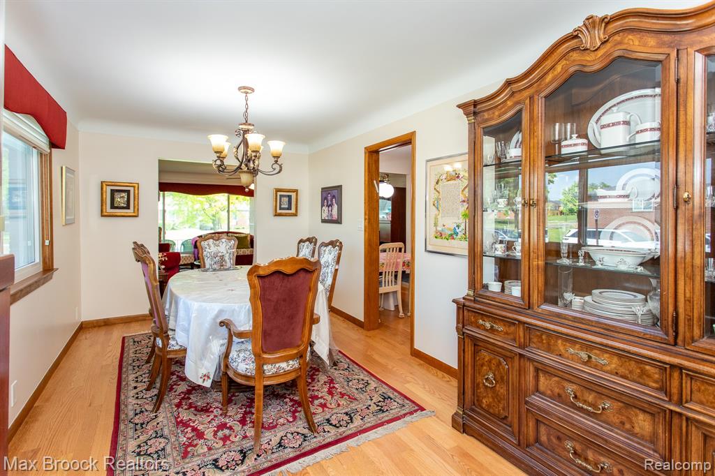 14271 Lincoln Street, Oak Park, MI 48237 — Photo 9