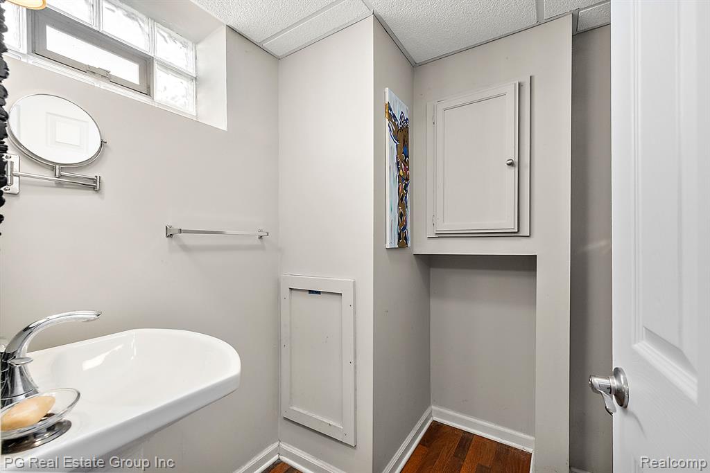 14 PLEASANT Street, Oxford, MI 48371 — Photo 43