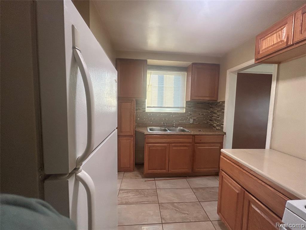 18000 Pinehurst Street, Detroit, MI 48221 — Photo 5