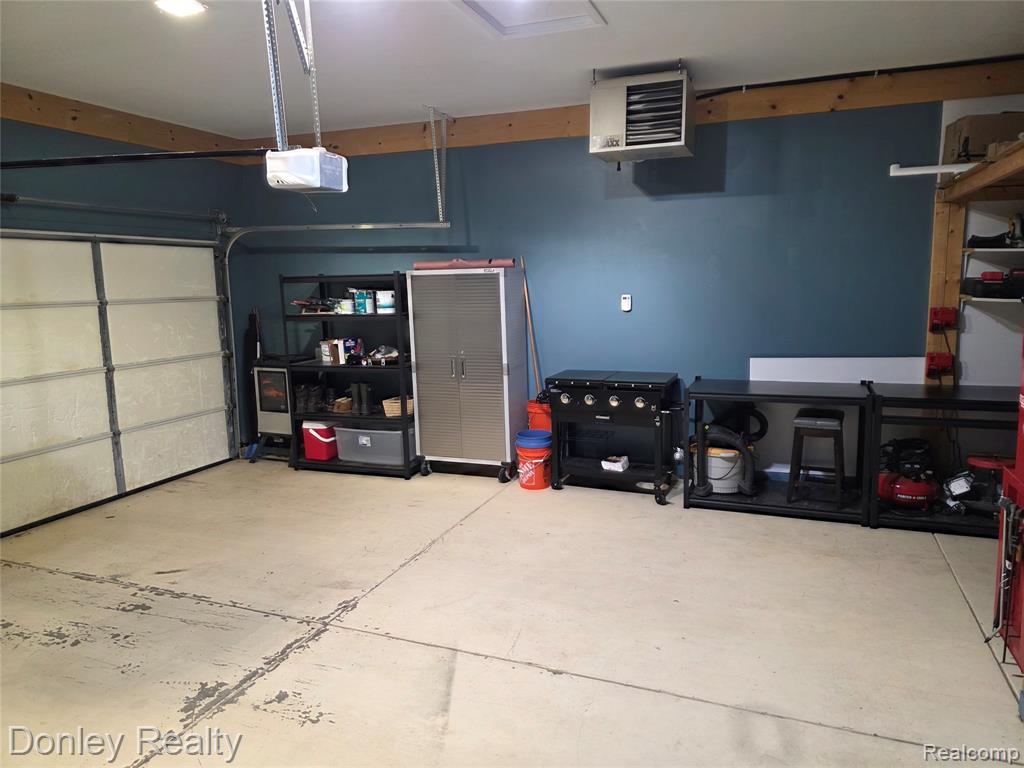 10376 Valley Drive, Goodrich Vlg, MI — Photo 35