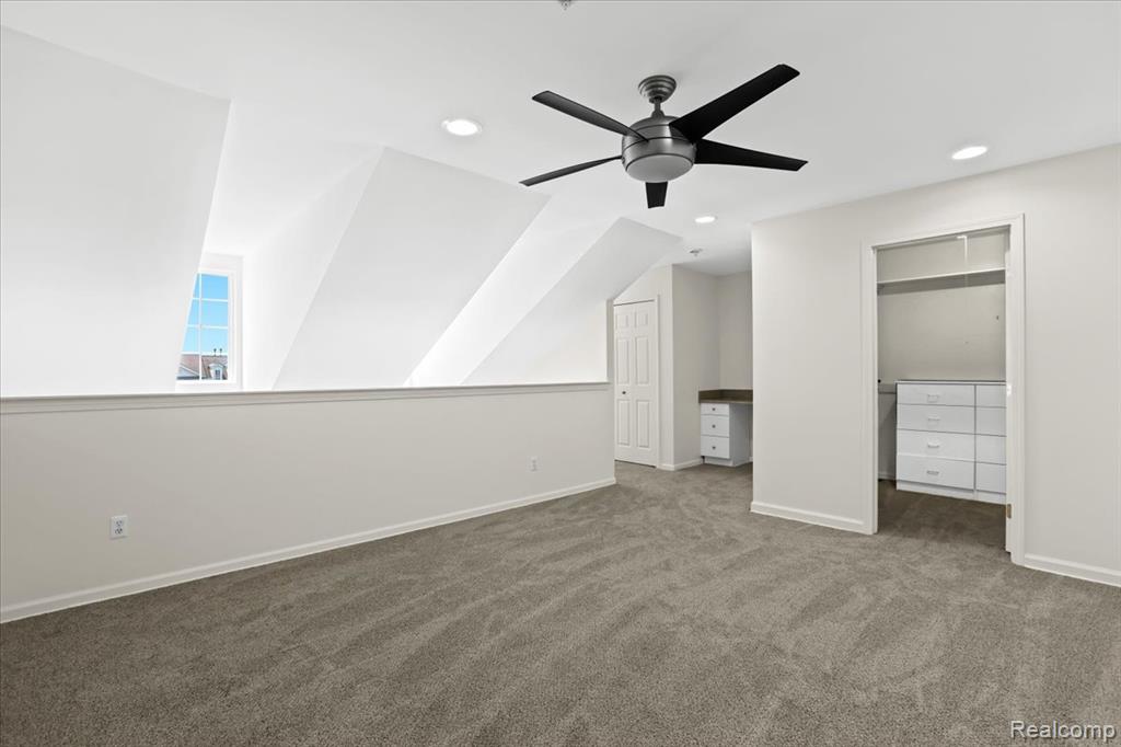 1097 Foxboro, 31, Troy, MI 48083 — Photo 24