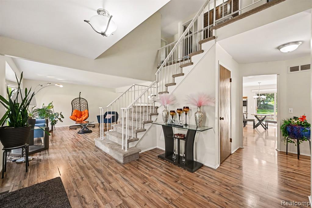29579 Kings Pointe Court - Photo 2
