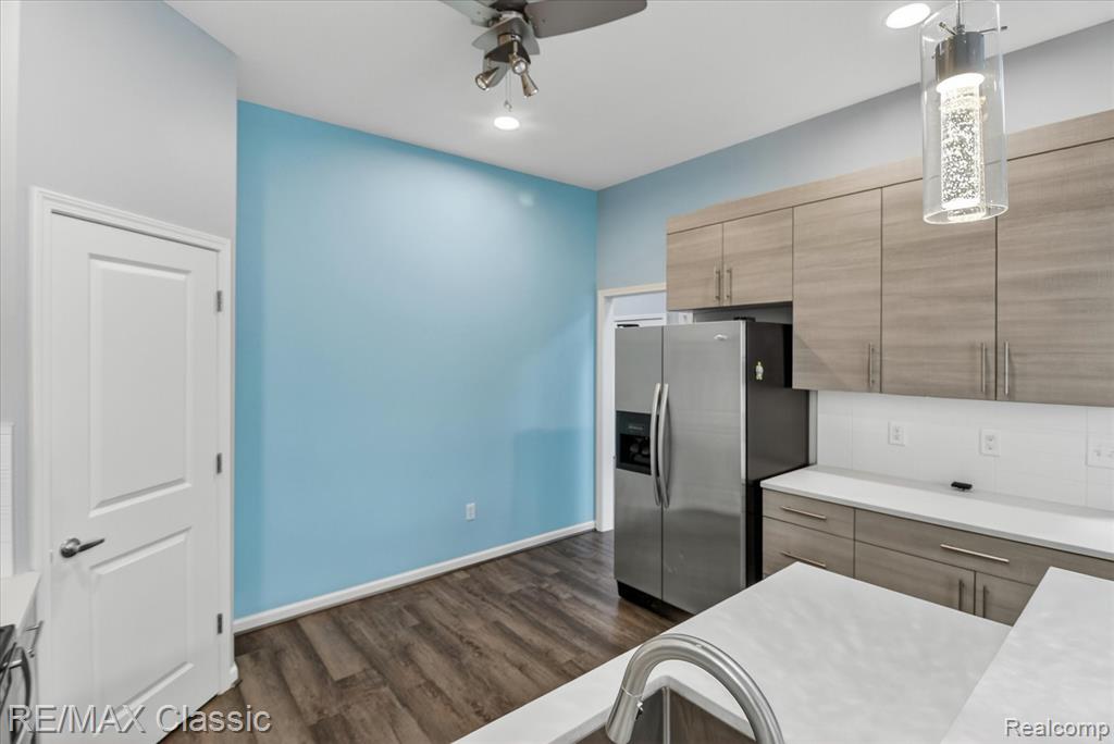 2298 Calibouge, 32, Commerce Twp, MI 48382 — Photo 19
