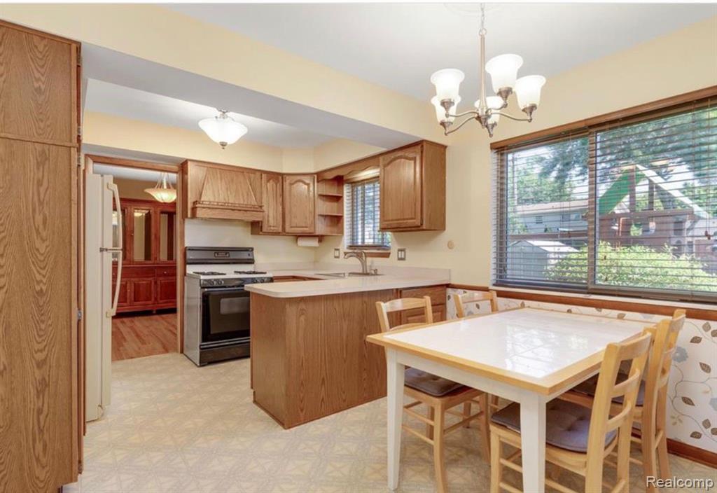 31346 Shaw Drive, Warren, MI 48093 — Photo 13