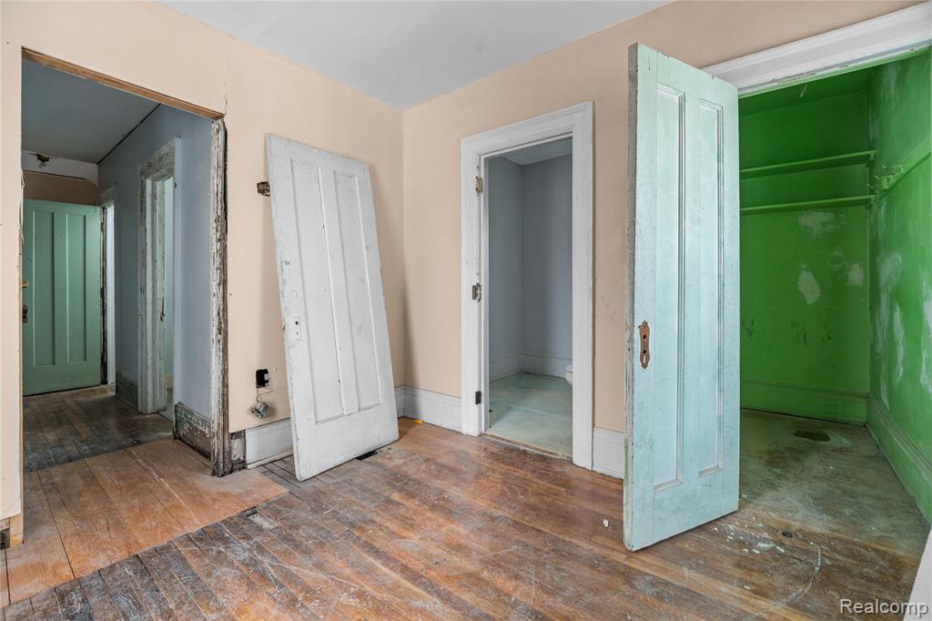 628 Taylor Street, Detroit, MI 48202 — Photo 12