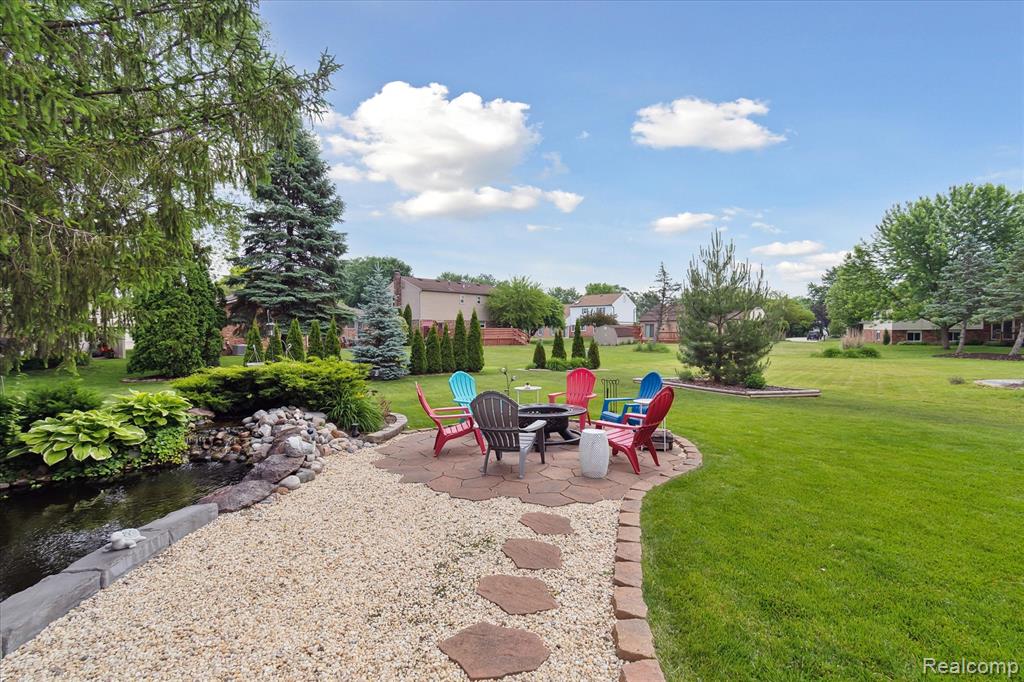 45270 Twining Street, Canton, MI 48187 — Photo 49