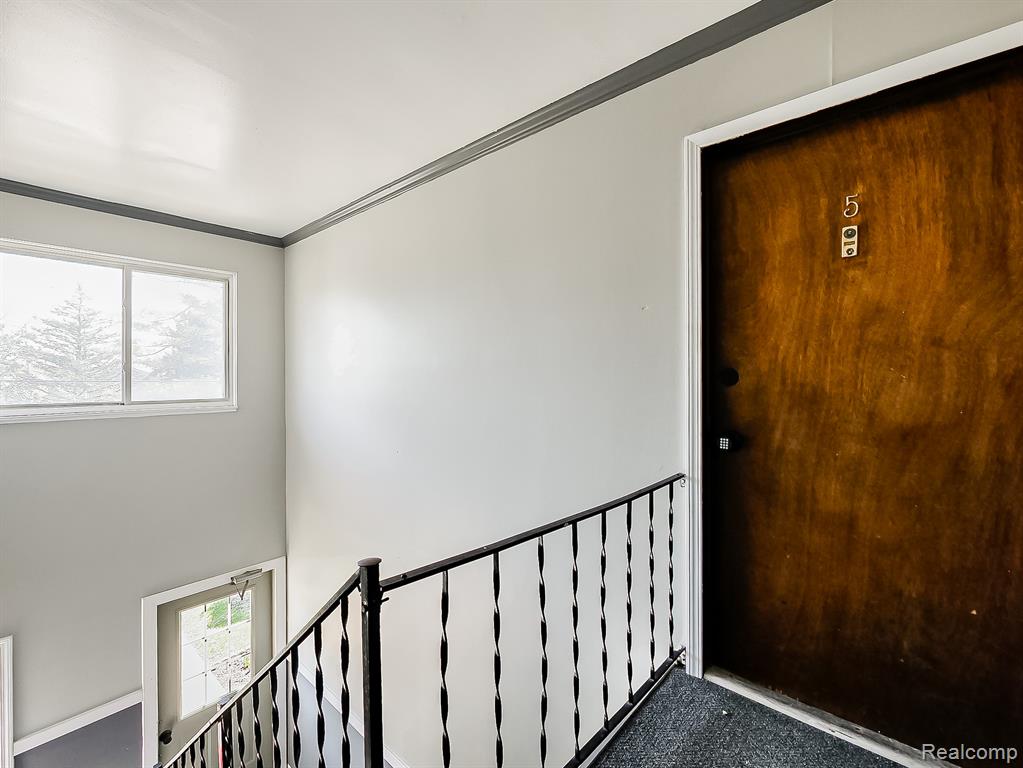 125 E Van Riper Road, Fowlerville, MI 48836 — Photo 12