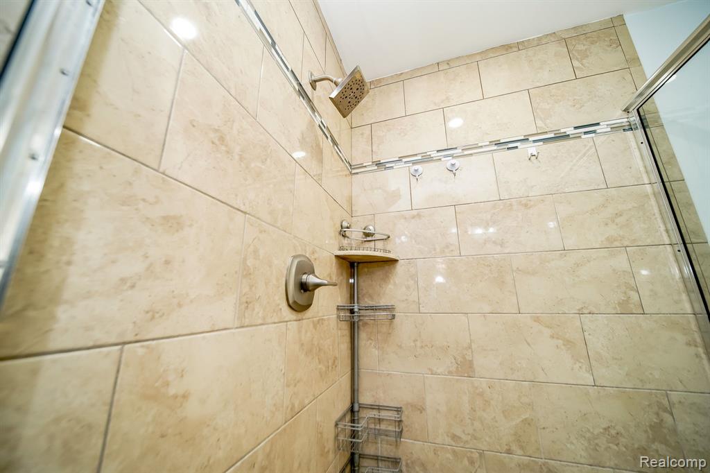 8670 LILLIAN Drive, Washington, MI — Photo 29