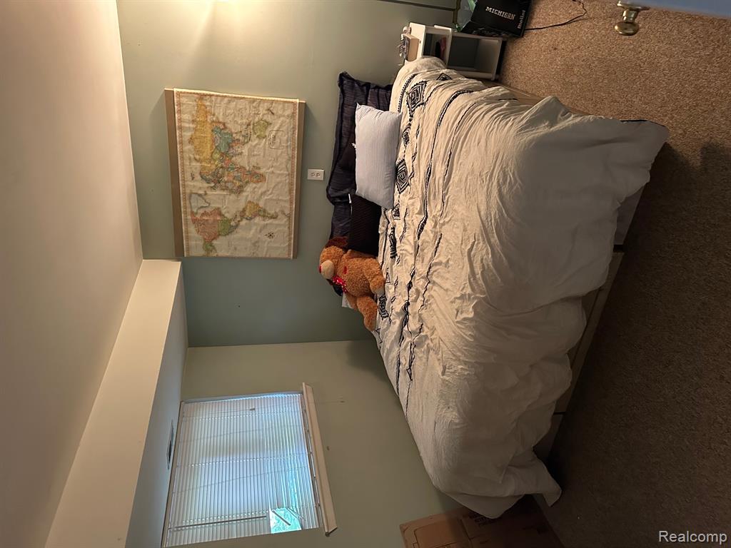 5076 Spring Well Lane, Grand Blanc, MI 48439 — Photo 15