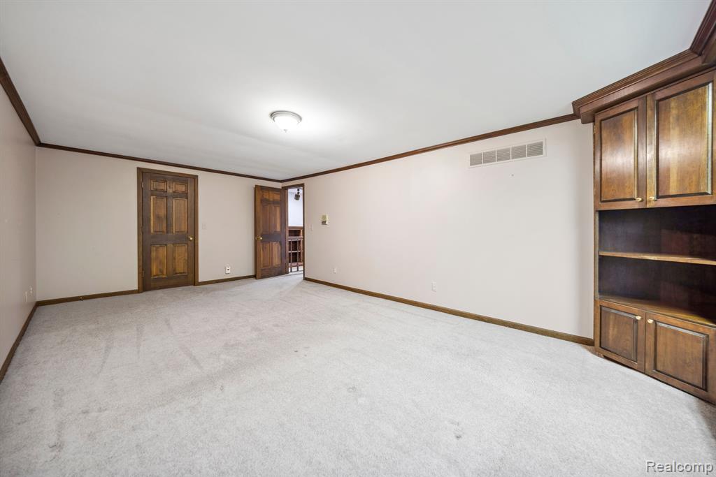 46270 BLOOMCREST Drive, Northville, MI 48167 — Photo 43