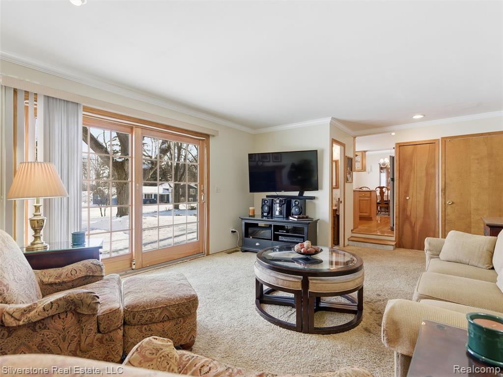 6766 Vernmoor Drive, Troy, MI 48098 — Photo 21