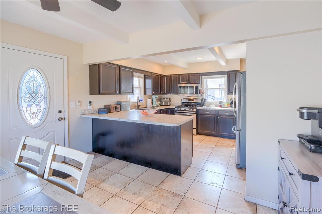 11854 Walter Street, Mount Morris, MI 48458 — Photo 8