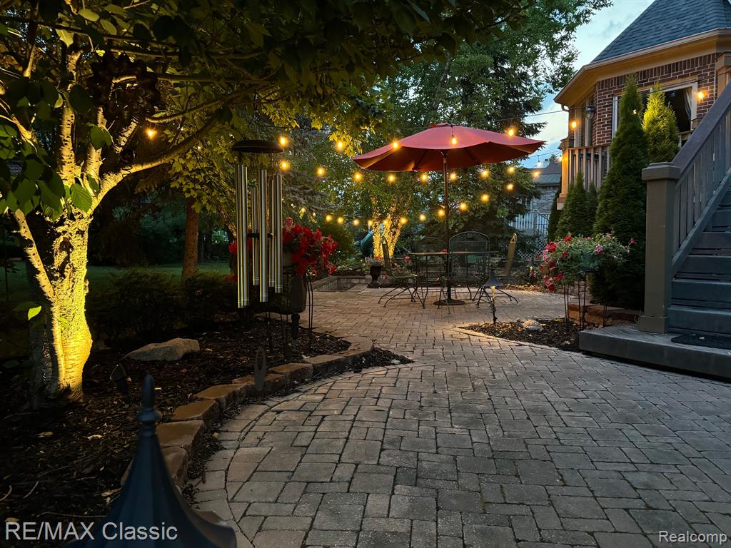 18416 CLAIRMONT Circle E, Northville, MI 48168 — Photo 47