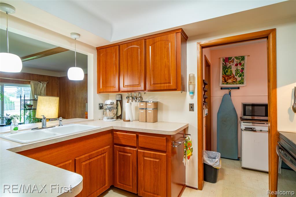31308 Jay Drive, Warren, MI 48093 — Photo 23