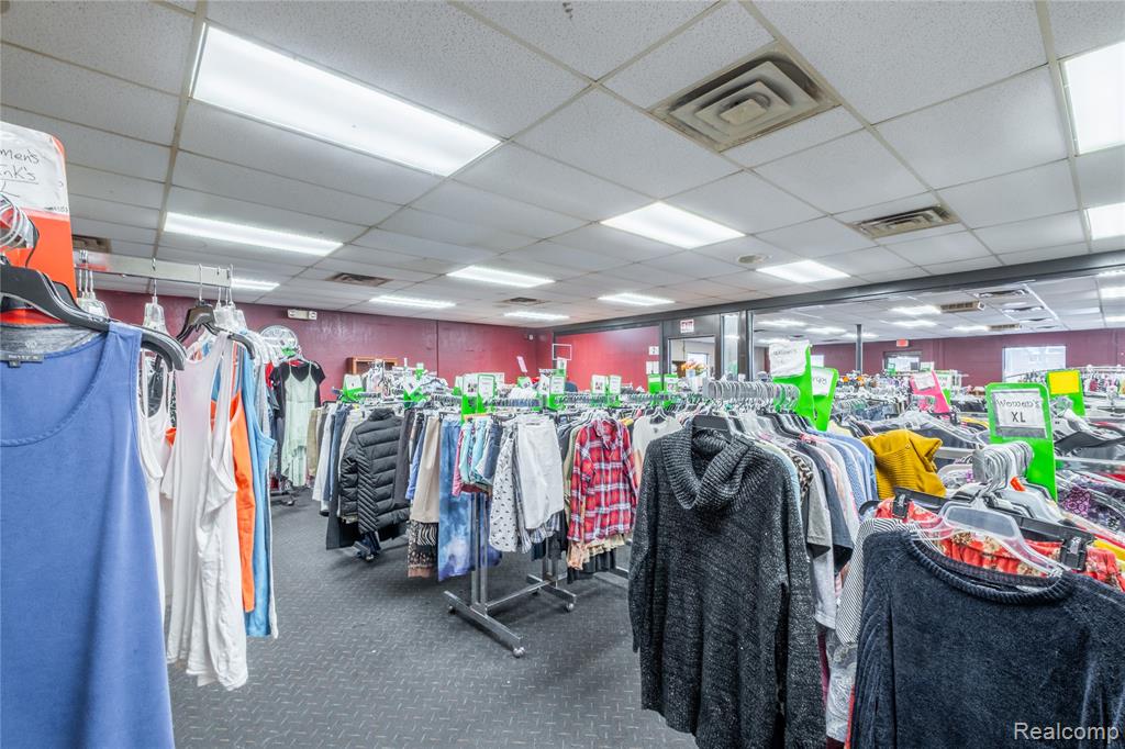 5378 Fenton Road, Flint, MI 48507 — Photo 39