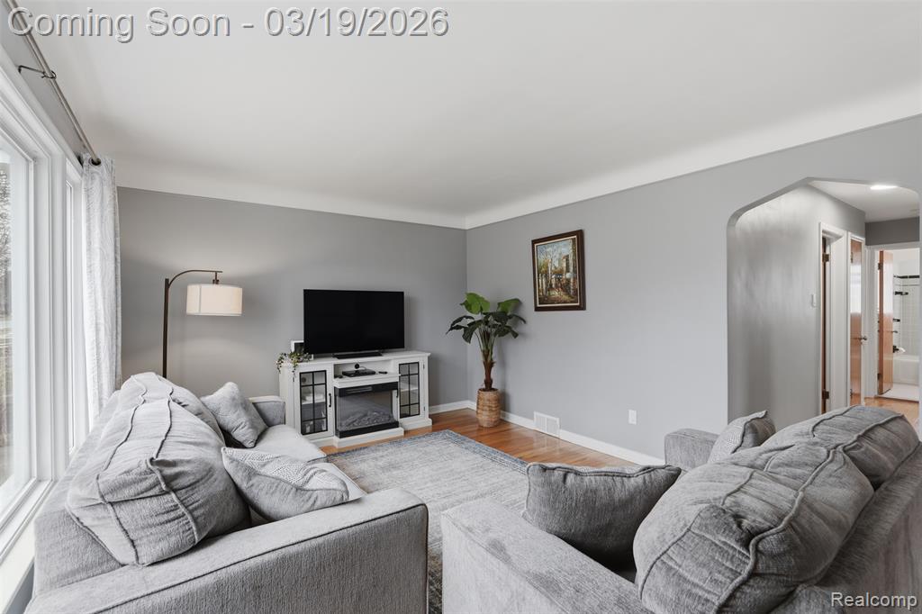6789 Larme Avenue, Allen Park, MI 48101 — Photo 6
