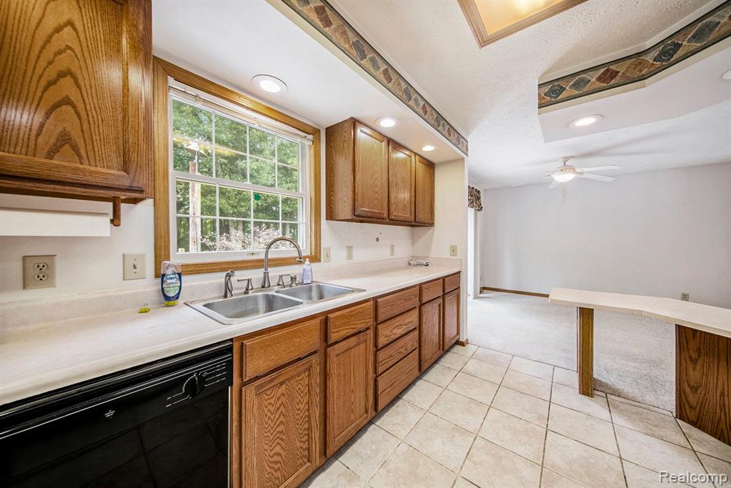 19055 SANDBORN Road, Manchester, MI 48158 — Photo 7
