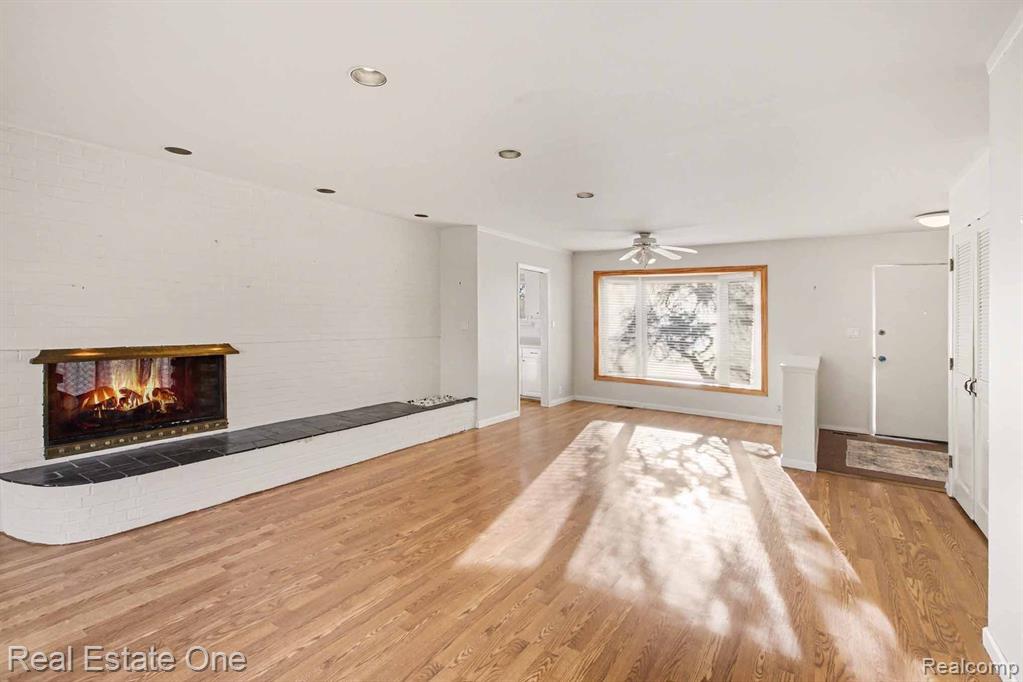 7251 Cottonwood Knoll, West Bloomfield, MI — Photo 2