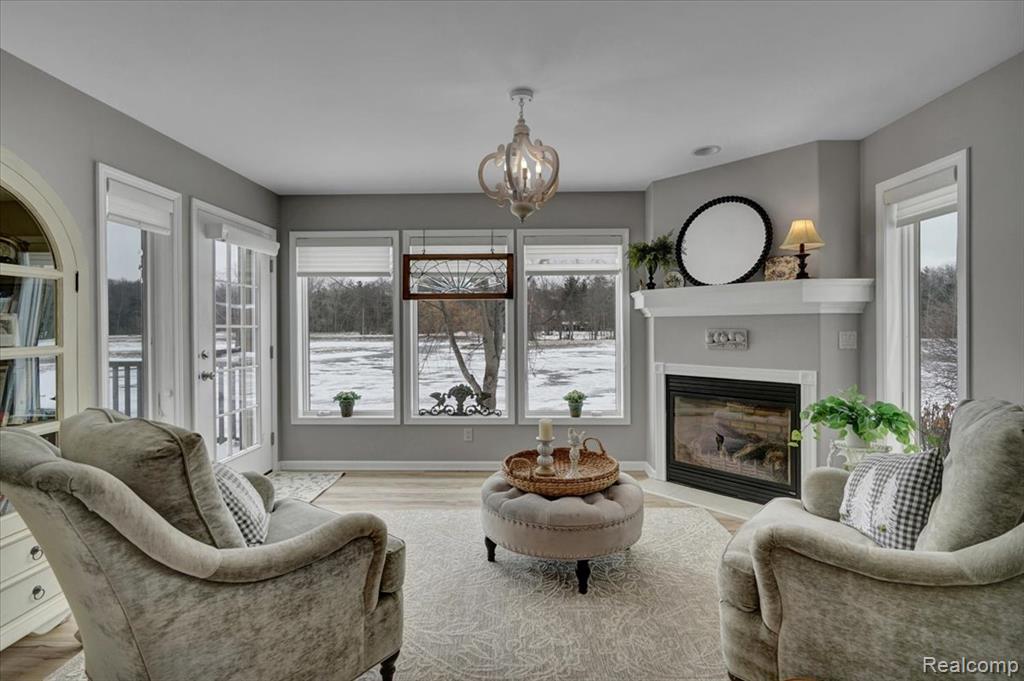 5739 County Kerry Drive Drive, Caseville, MI 48725 — Photo 5