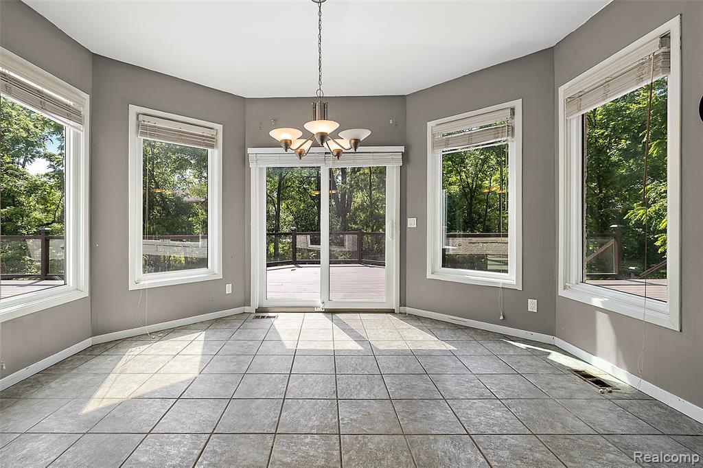 6358 Golden Lane, West Bloomfield, MI — Photo 13