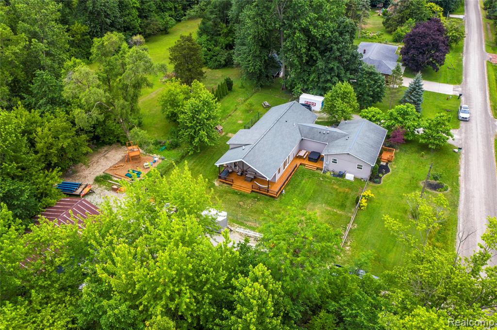 12100 Wilson Drive, Carleton, MI 48117 — Photo 2