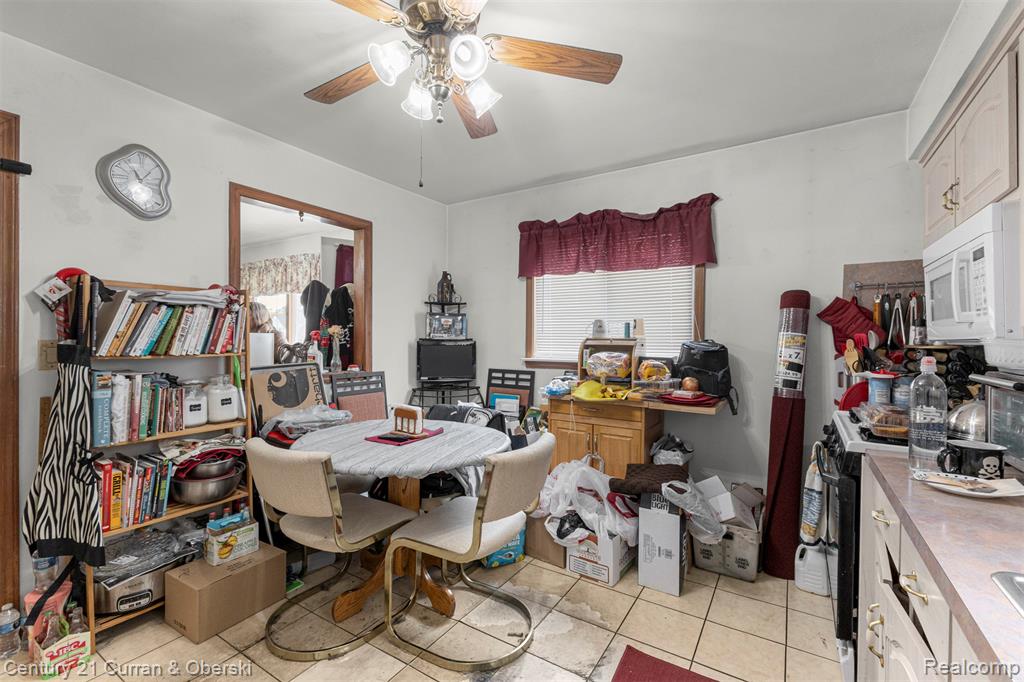 7254 Mayfair Street, Taylor, MI 48180 — Photo 13