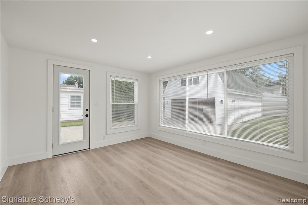 4235 Sheridan Drive, Royal Oak, MI 48073 — Photo 16