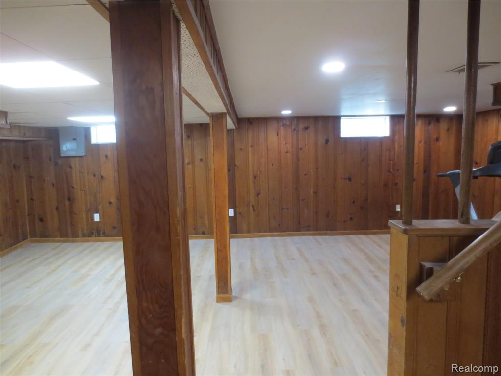 9535 Dixie, Redford, MI 48239 — Photo 26
