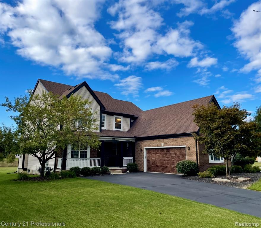 778 W Peninsula Court, Oxford, MI, 48371