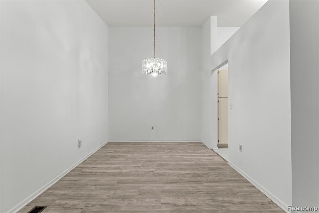 43509 W ARBOR WAY Drive, 170, Canton, MI 48188 — Photo 13