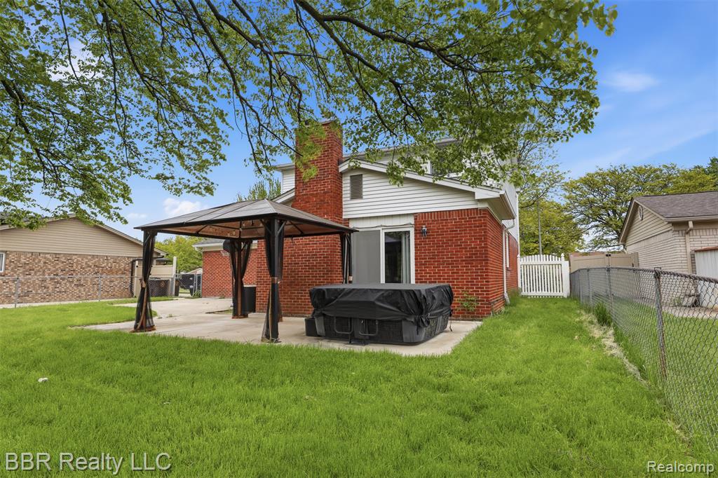 4680 Forest Lane, Trenton, MI 48183 — Photo 35