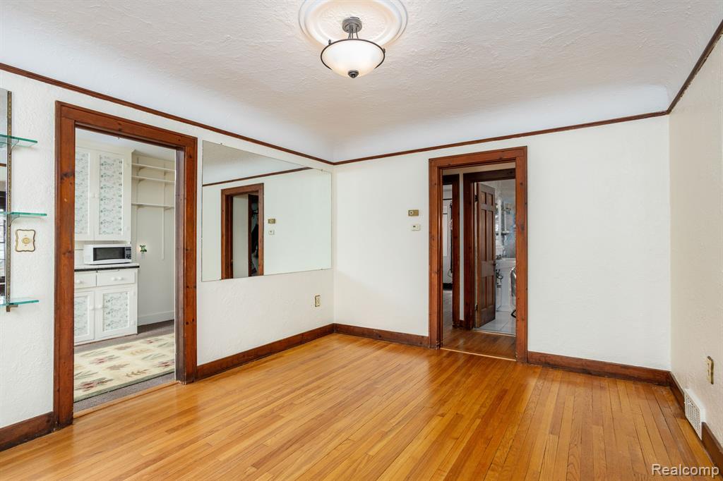 40205 6 MILE Road, Northville, MI 48168 — Photo 15