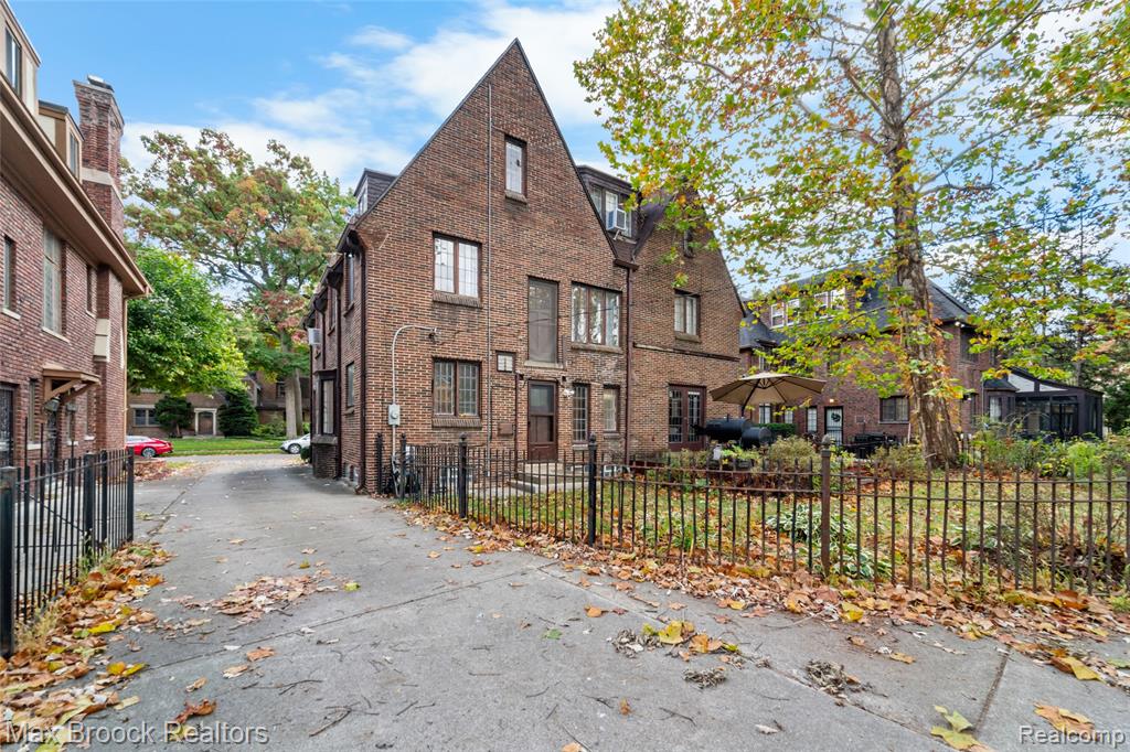 19331 Berkeley Road, Detroit, MI 48221 — Photo 72