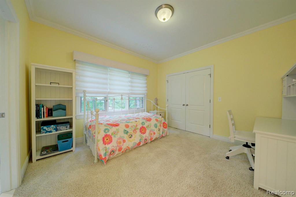 5718 EVERGREEN, Howell, MI 48855 — Photo 25