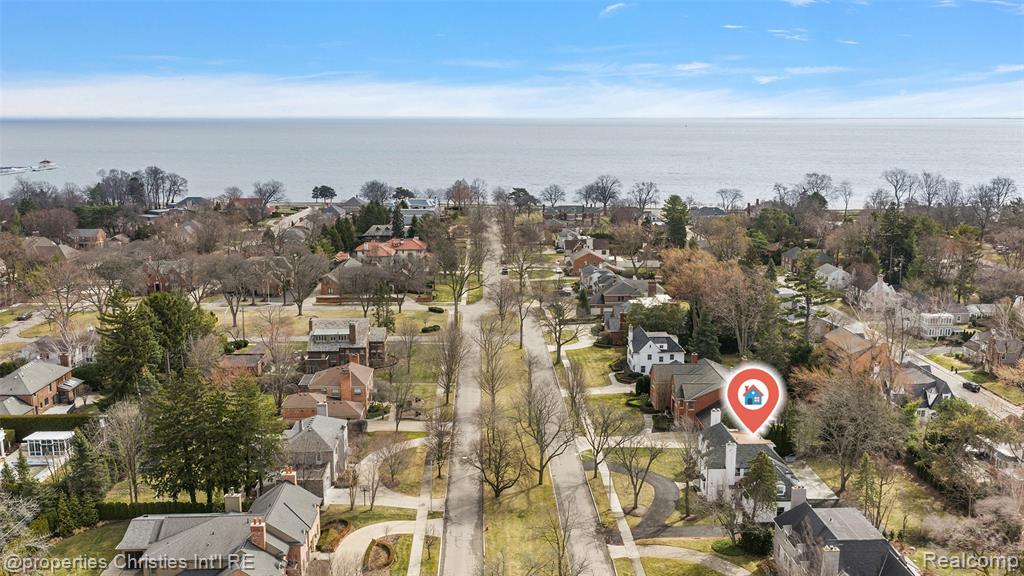 61 Lochmoor Boulevard, Grosse Pointe Shores, MI 48236 — Photo 5