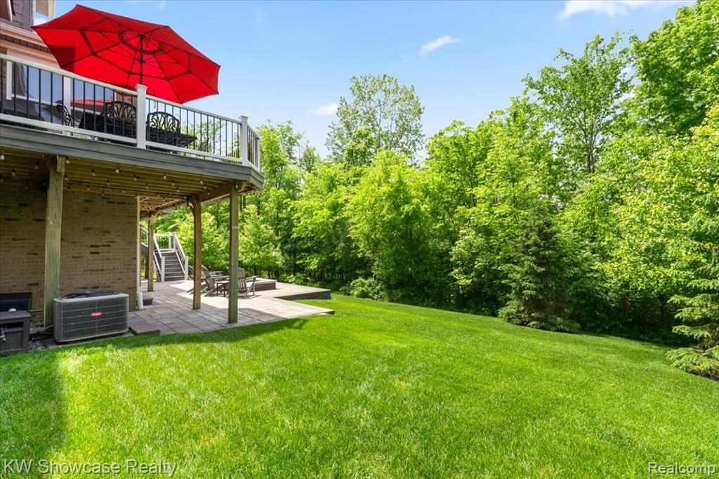 41775 Steinbeck Glen, Novi, MI 48377 — Photo 43