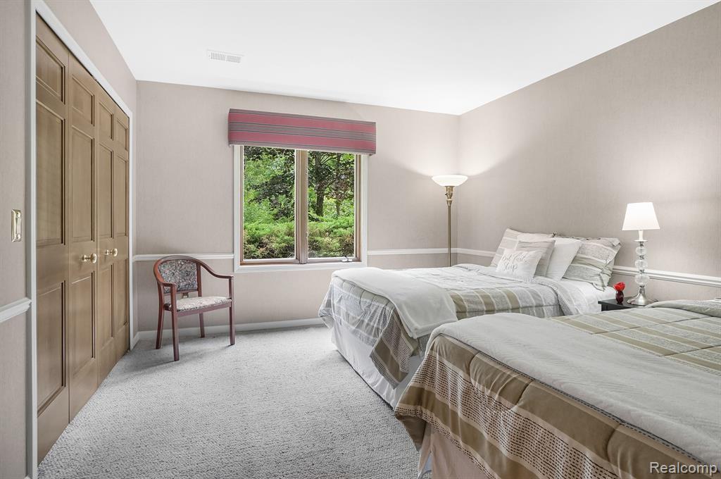 72 Vaughan Ridge Road, Bloomfield Hills, MI 48304 — Photo 57