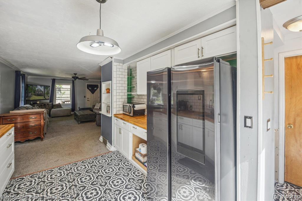 6274 HATCHERY Road, Waterford, MI 48329 — Photo 16