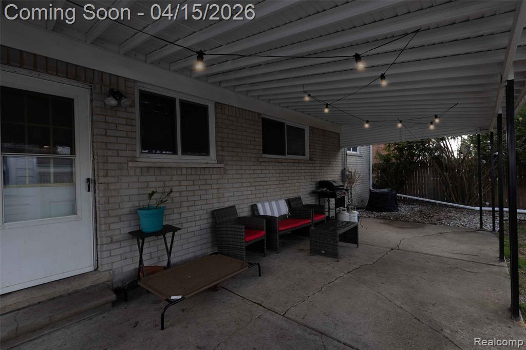 29361 Mark Avenue, Madison Heights, MI 48071 — Photo 3