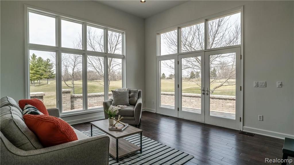 748 Eltham Court, Ann Arbor, MI 48103 — Photo 36