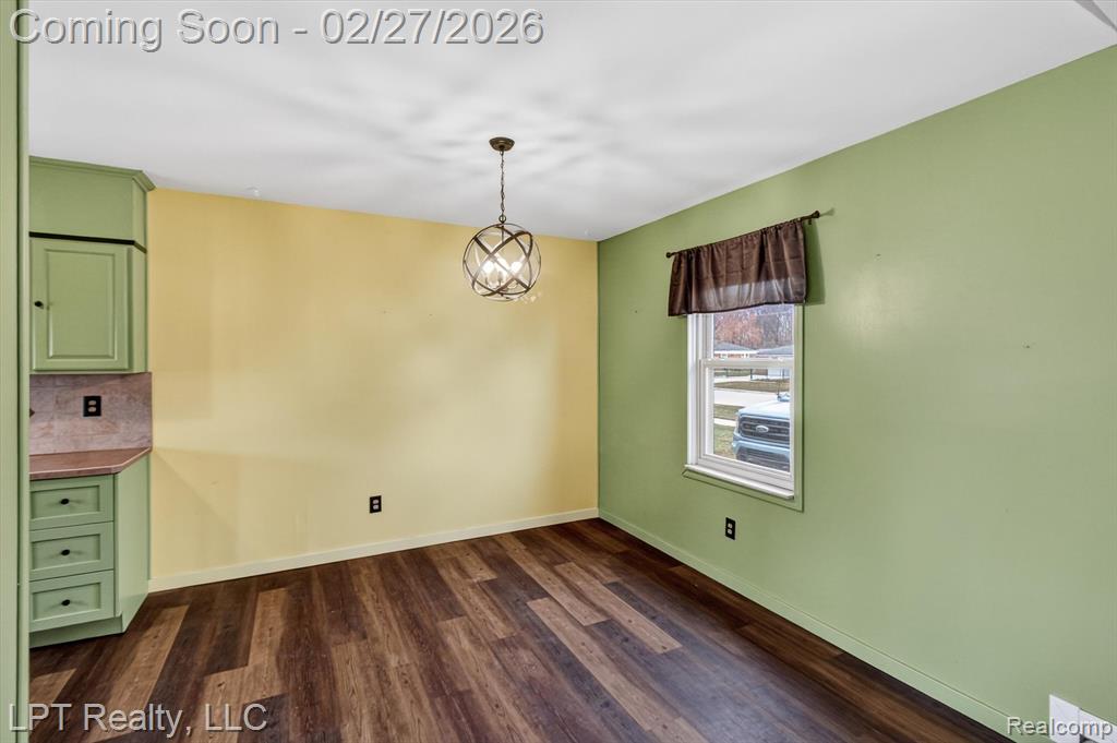 22507 Doncaster Avenue, Brownstown, MI 48193 — Photo 7