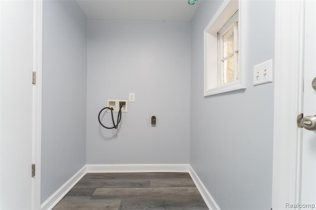 320 N Hibbard Street, Fowlerville, MI 48836 — Photo 15
